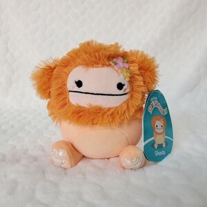 Shasta Squishmallows 5 Inch BNWT Light Orange Bigfoot with Flower Pin